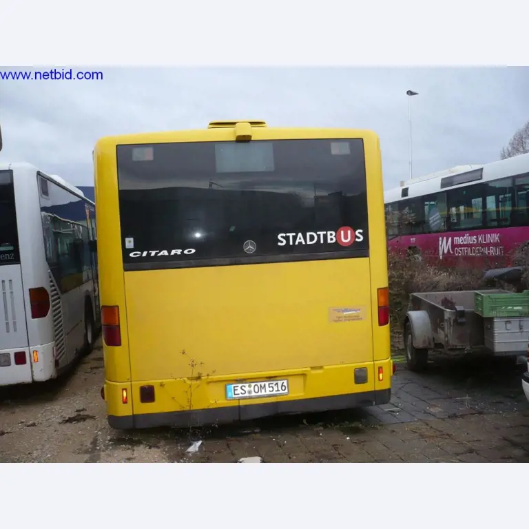 Autobus, équipement d'atelier, de bureau et de commerce-3