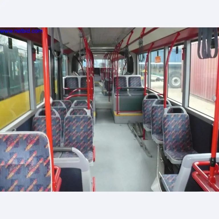 Autobus, équipement d'atelier, de bureau et de commerce-4
