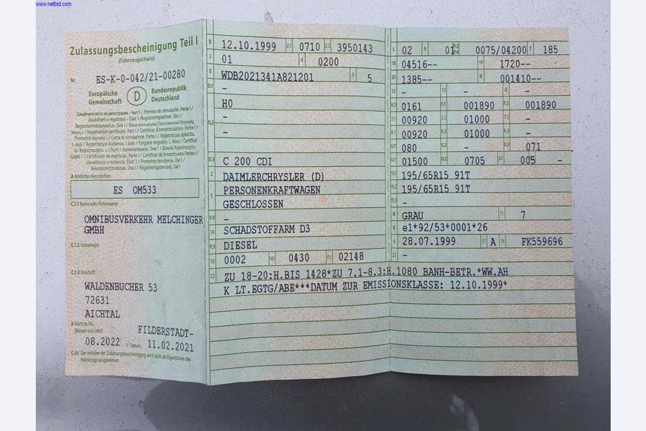 Autocarros e camionetas, material de oficina, de escritório e comercial-16