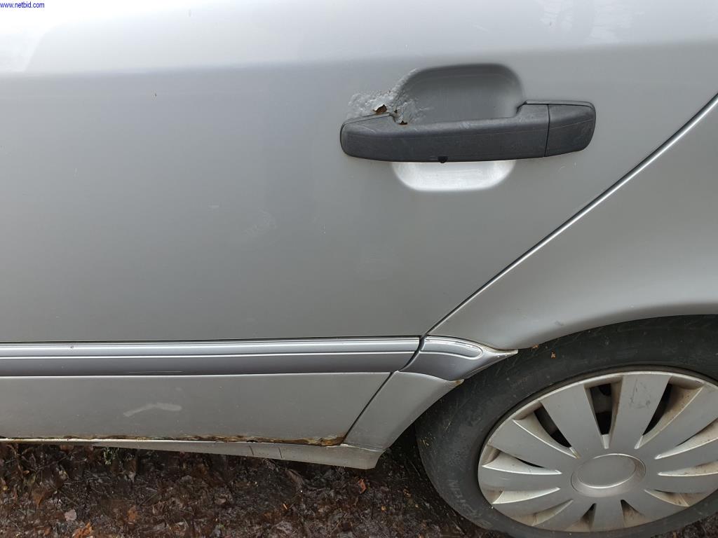 Autobuses y autocares, equipamiento de talleres, oficinas y empresas-18