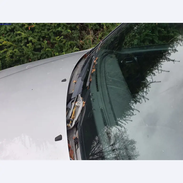 Autocarros e camionetas, material de oficina, de escritório e comercial-20