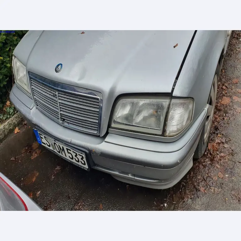 Autocarros e camionetas, material de oficina, de escritório e comercial-23