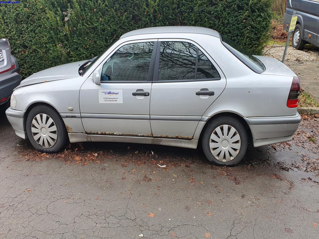 Autobuses y autocares, equipamiento de talleres, oficinas y empresas-2