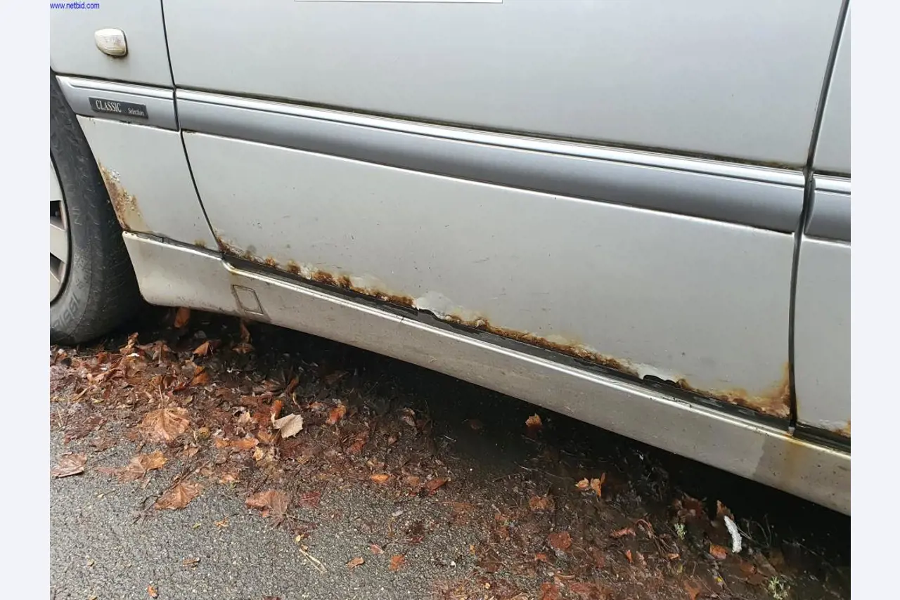 Autocarros e camionetas, material de oficina, de escritório e comercial-6