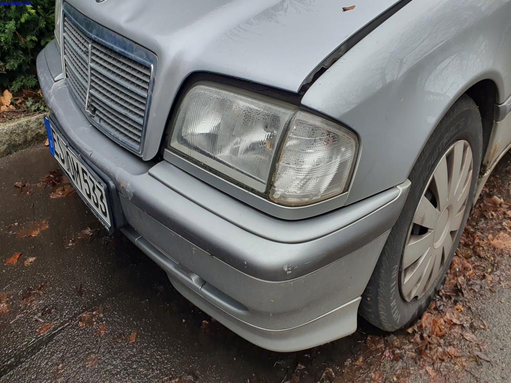 Autobuses y autocares, equipamiento de talleres, oficinas y empresas-8