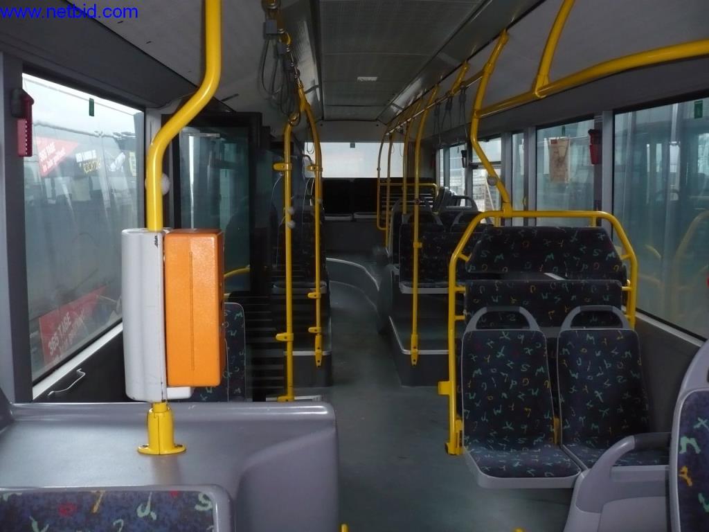 Autobusy a autokary, dílenské, kancelářské a obchodní vybavení-3