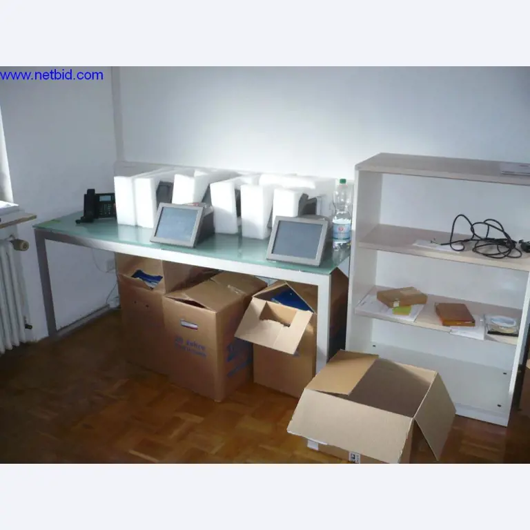 Avtobusi, delavnice, pisarniška in poslovna oprema-2