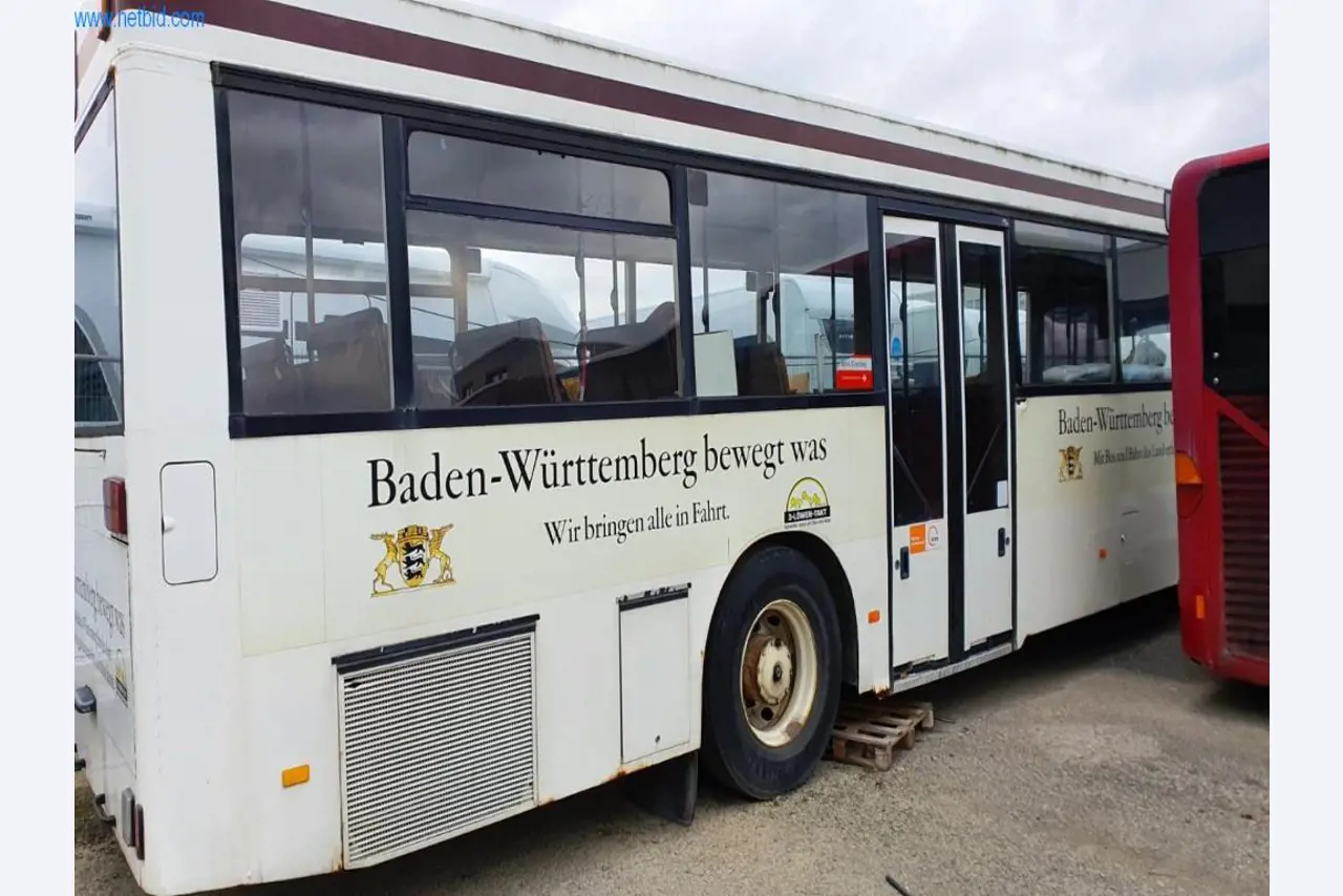 Autocarros e camionetas, material de oficina, de escritório e comercial-2