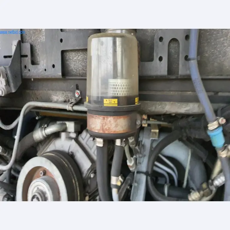 Autocarros e camionetas, material de oficina, de escritório e comercial-5