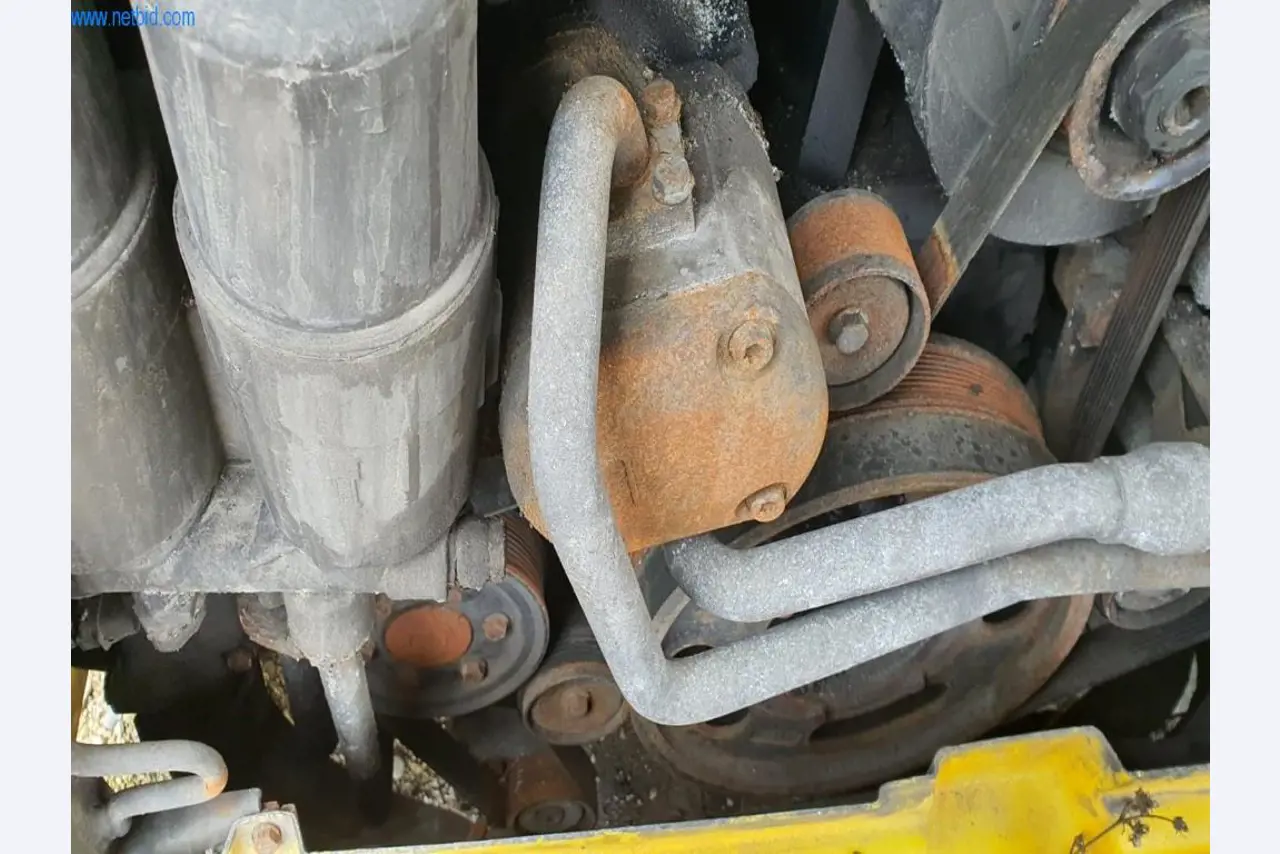 Bussen en touringcars, werkplaats, kantoor- en bedrijfsuitrusting-12