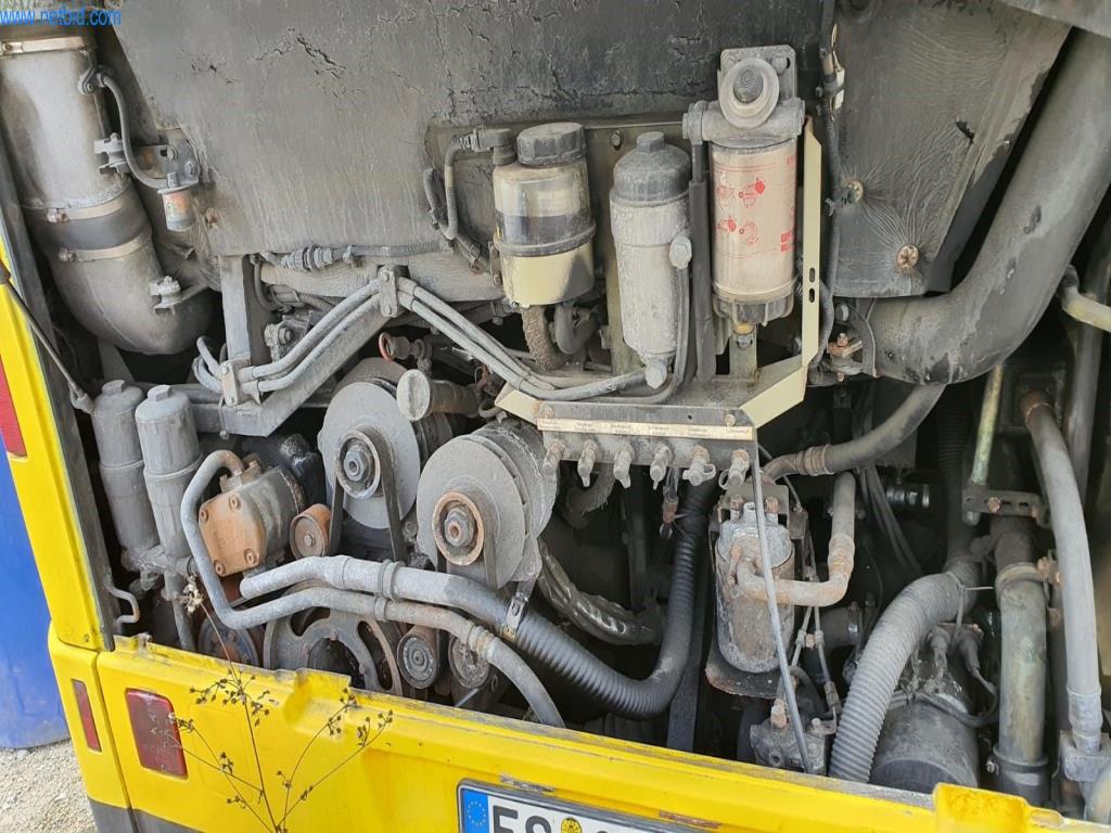 Avtobusi, delavnice, pisarniška in poslovna oprema-9