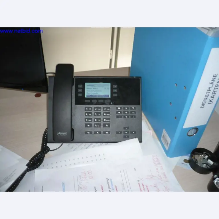 Autobuses y autocares, equipamiento de talleres, oficinas y empresas-5