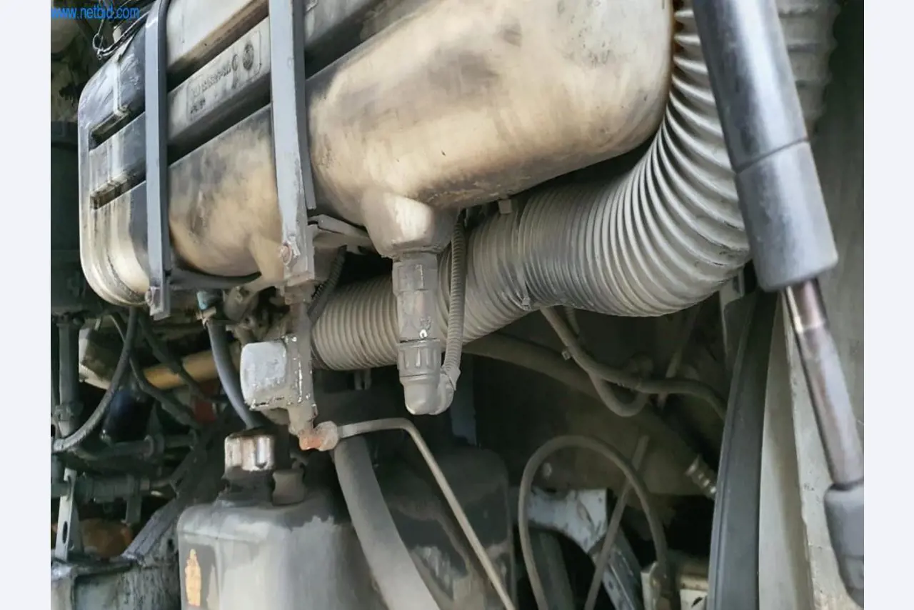 Omnibuses, workshop, office and business equipment-3