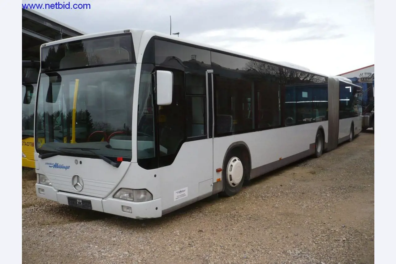 Autocarros e camionetas, material de oficina, de escritório e comercial-1