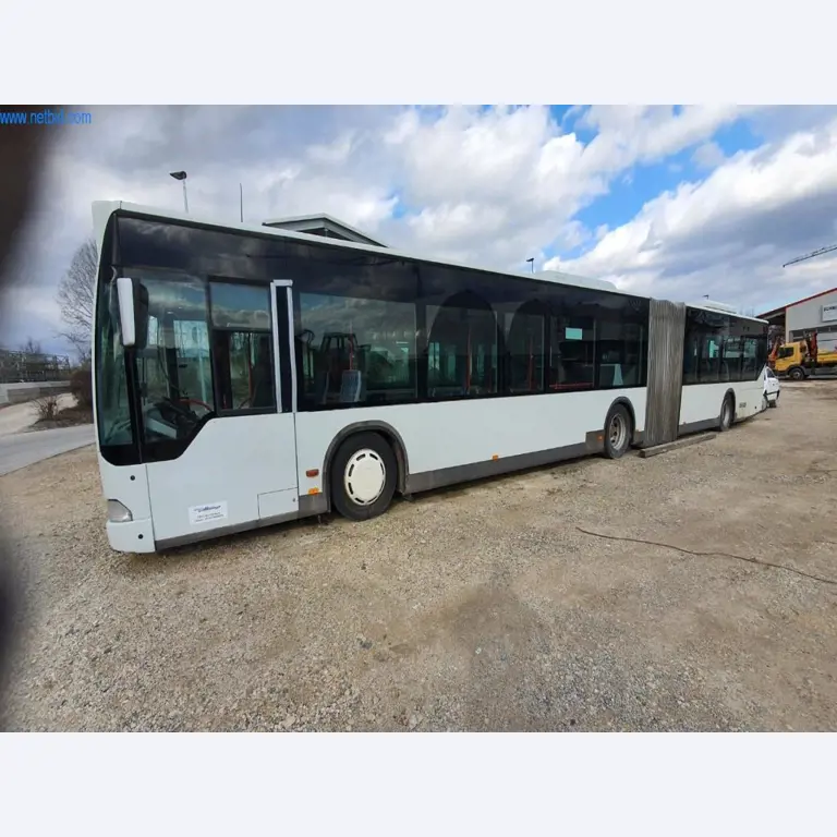 Omnibusse, Werkstatt- sowie Büro- und Geschäftsausstattung-4