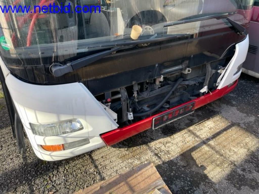 Autobuses y autocares, equipamiento de talleres, oficinas y empresas-1