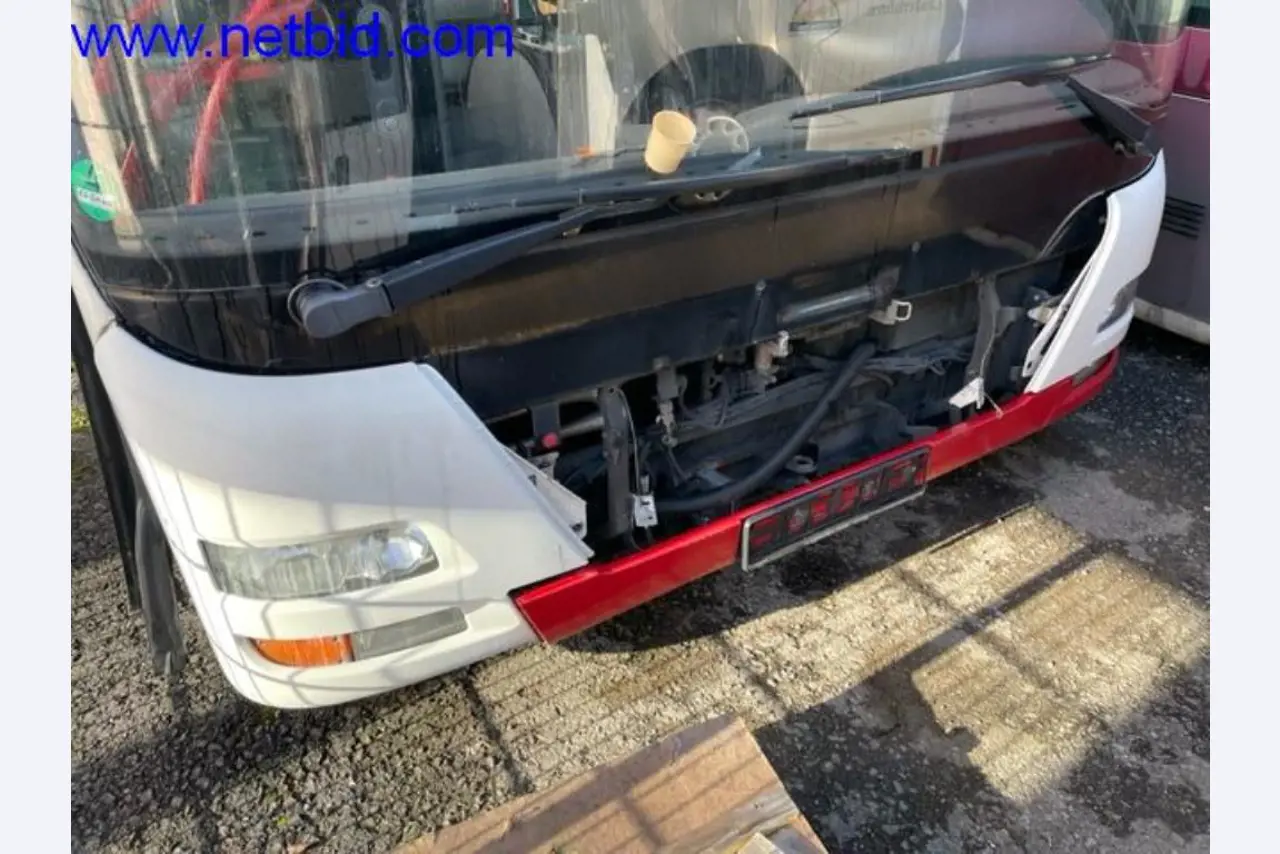 Autobusy i autokary, wyposażenie warsztatów, biur i firm-1