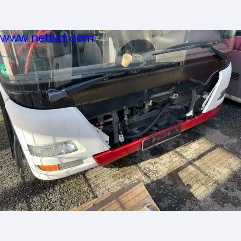 Autobusy i autokary, wyposażenie warsztatów, biur i firm-1