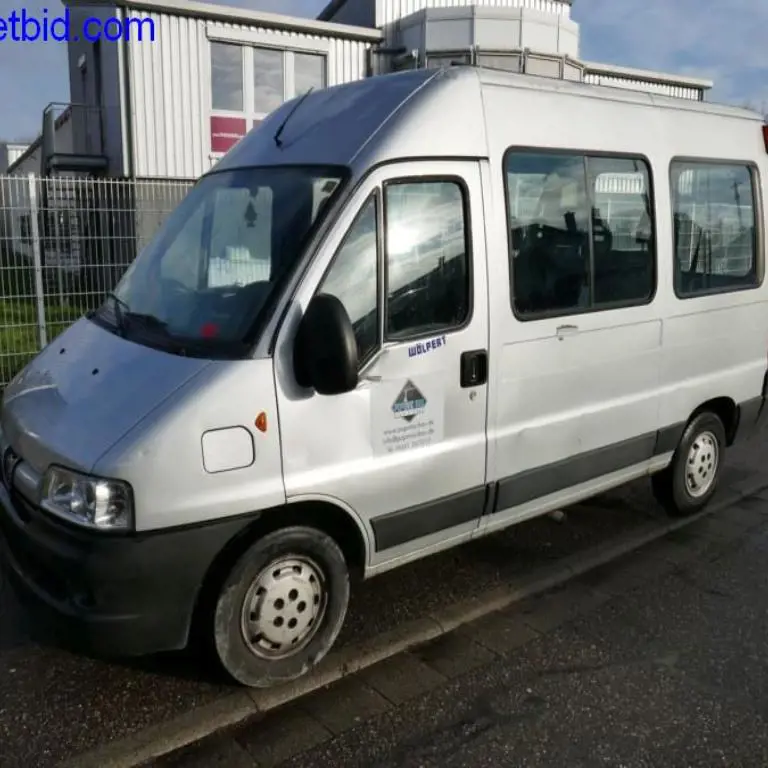 Pkw/ Van Peugeot Boxer 2,2 HDI