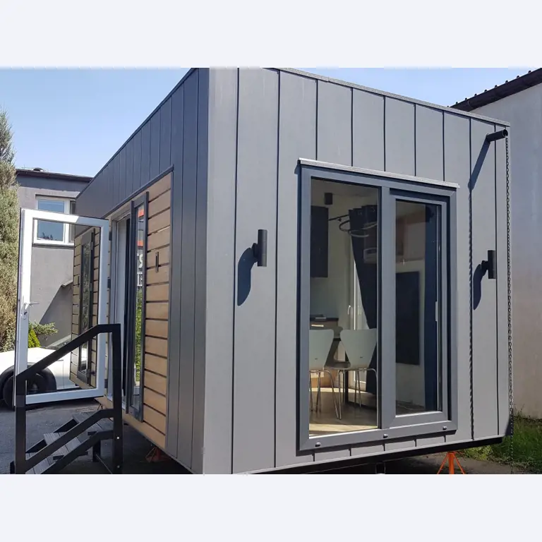 Machines d´une usine de meubles-3