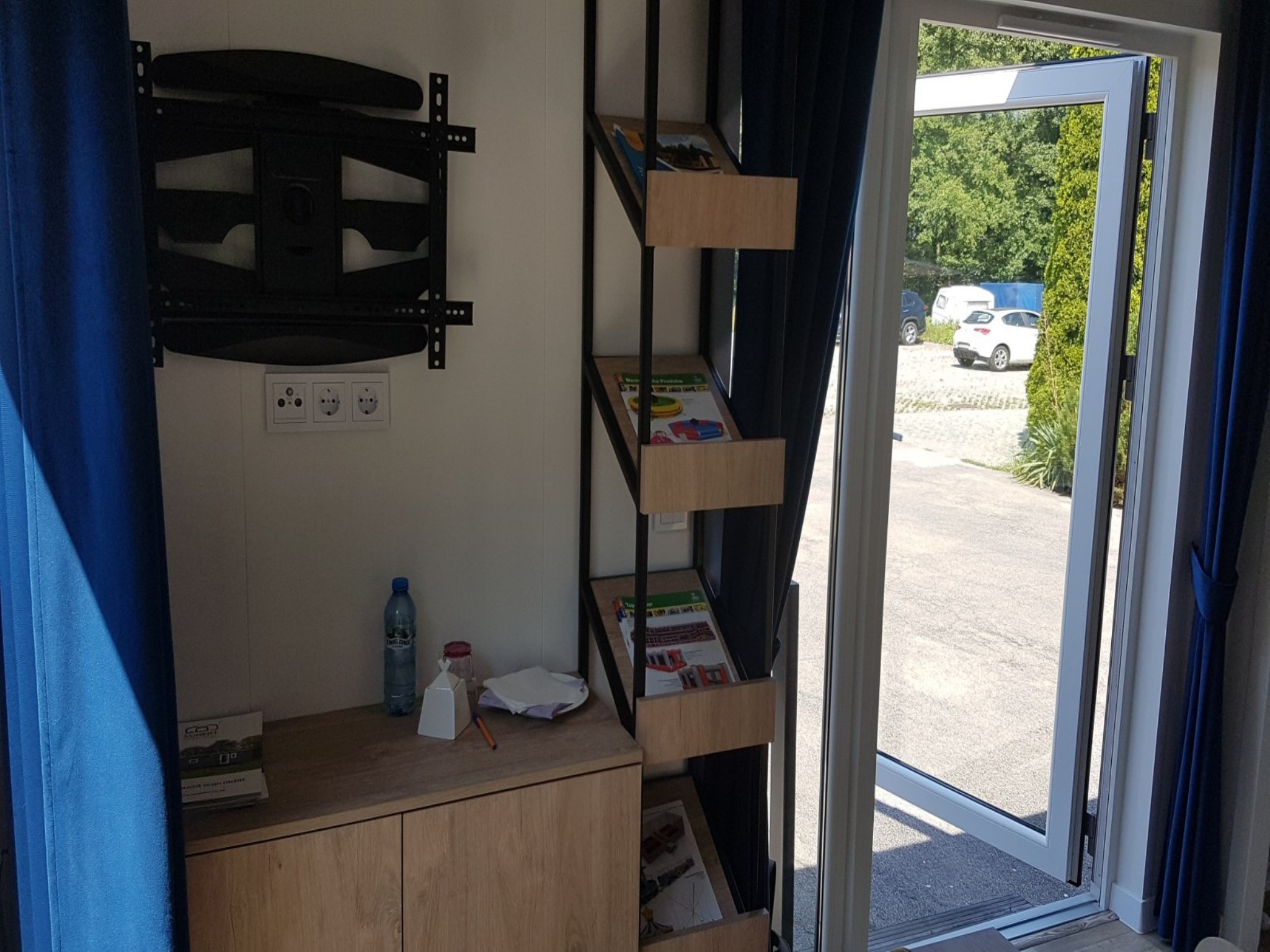 Machines d´une usine de meubles-6