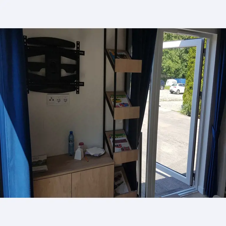 Machines d´une usine de meubles-6