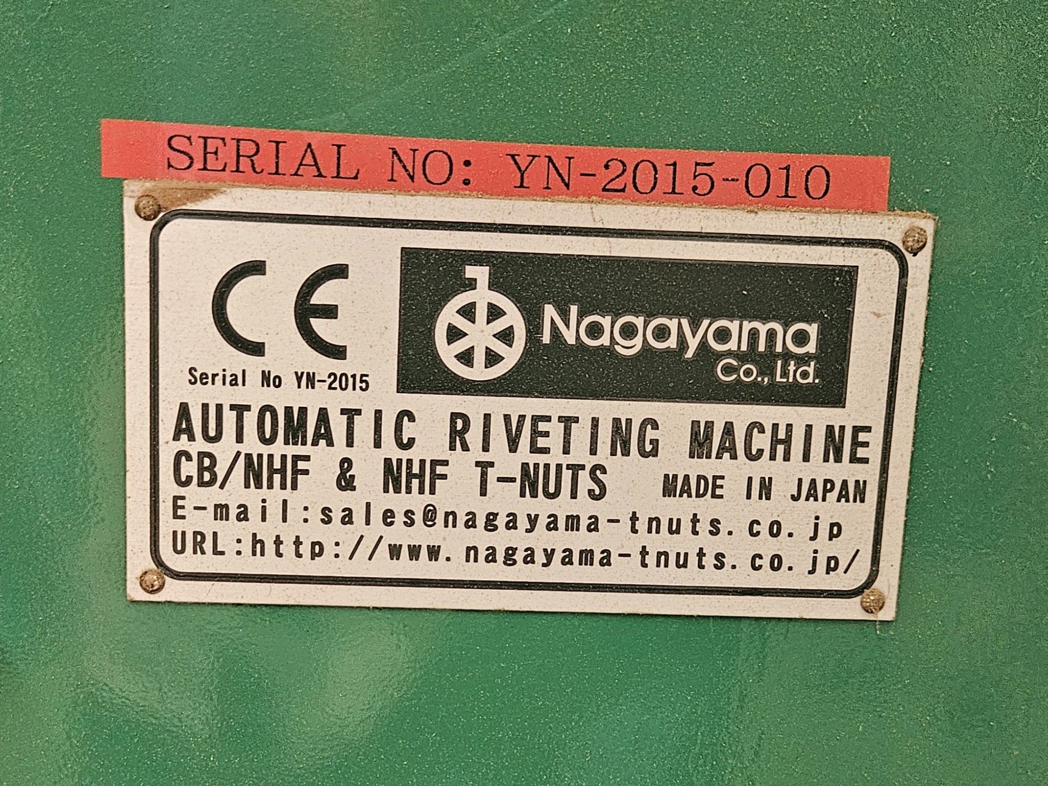 Machines d´une usine de meubles-3
