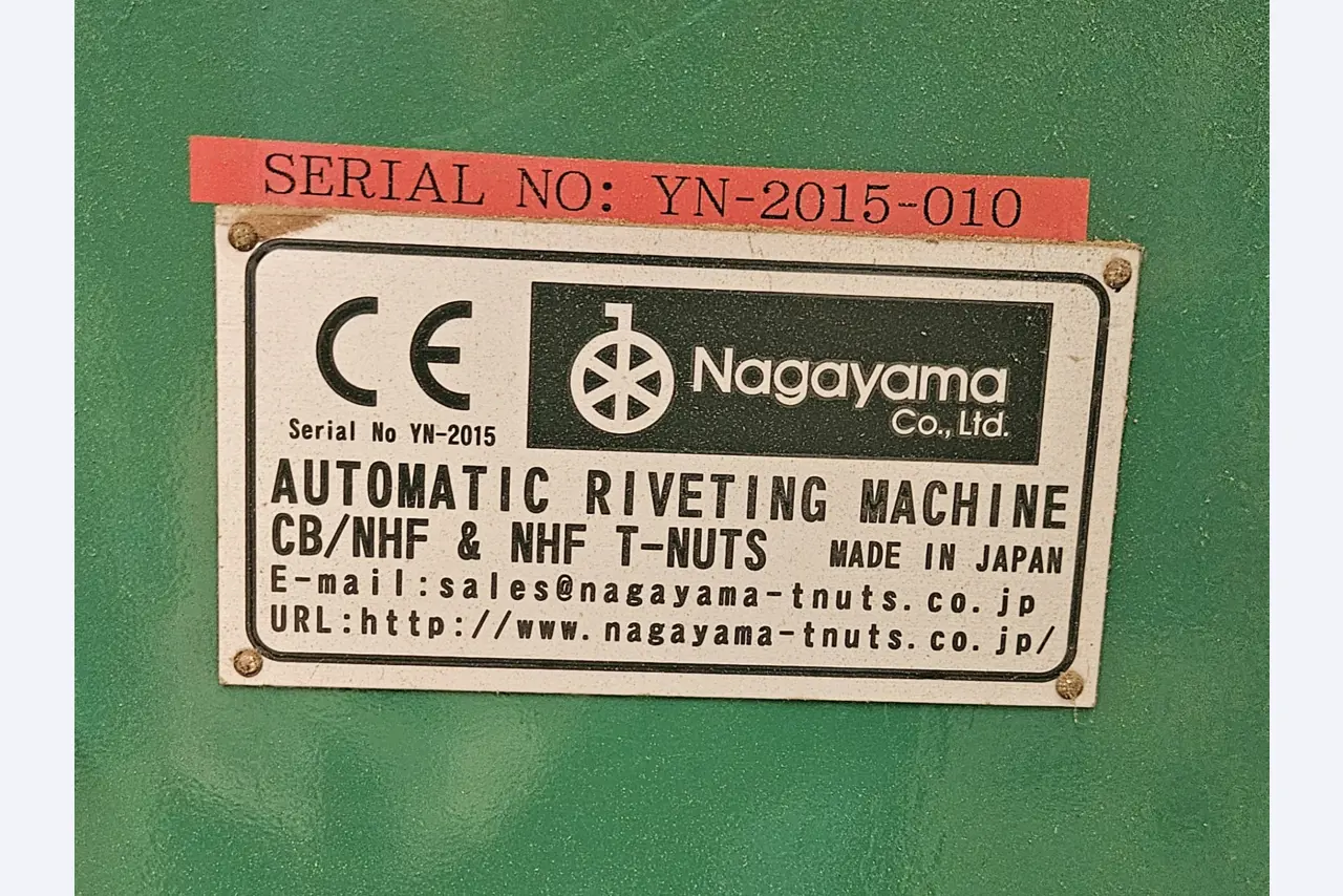 Machines d´une usine de meubles-3