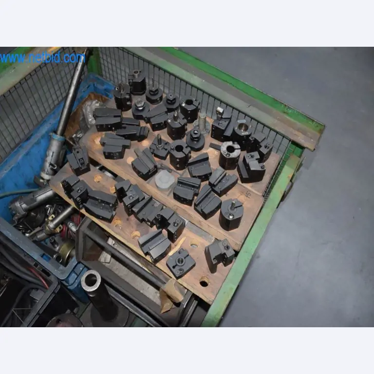 Stroje, provozní zařízení a příslušenství předního světového výrobce napínacích systémů řetězů jsou k dispozici.-2