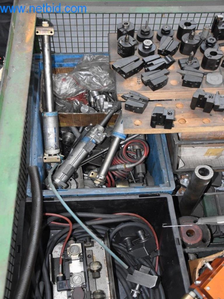 Stroje, provozní zařízení a příslušenství předního světového výrobce napínacích systémů řetězů jsou k dispozici.-5