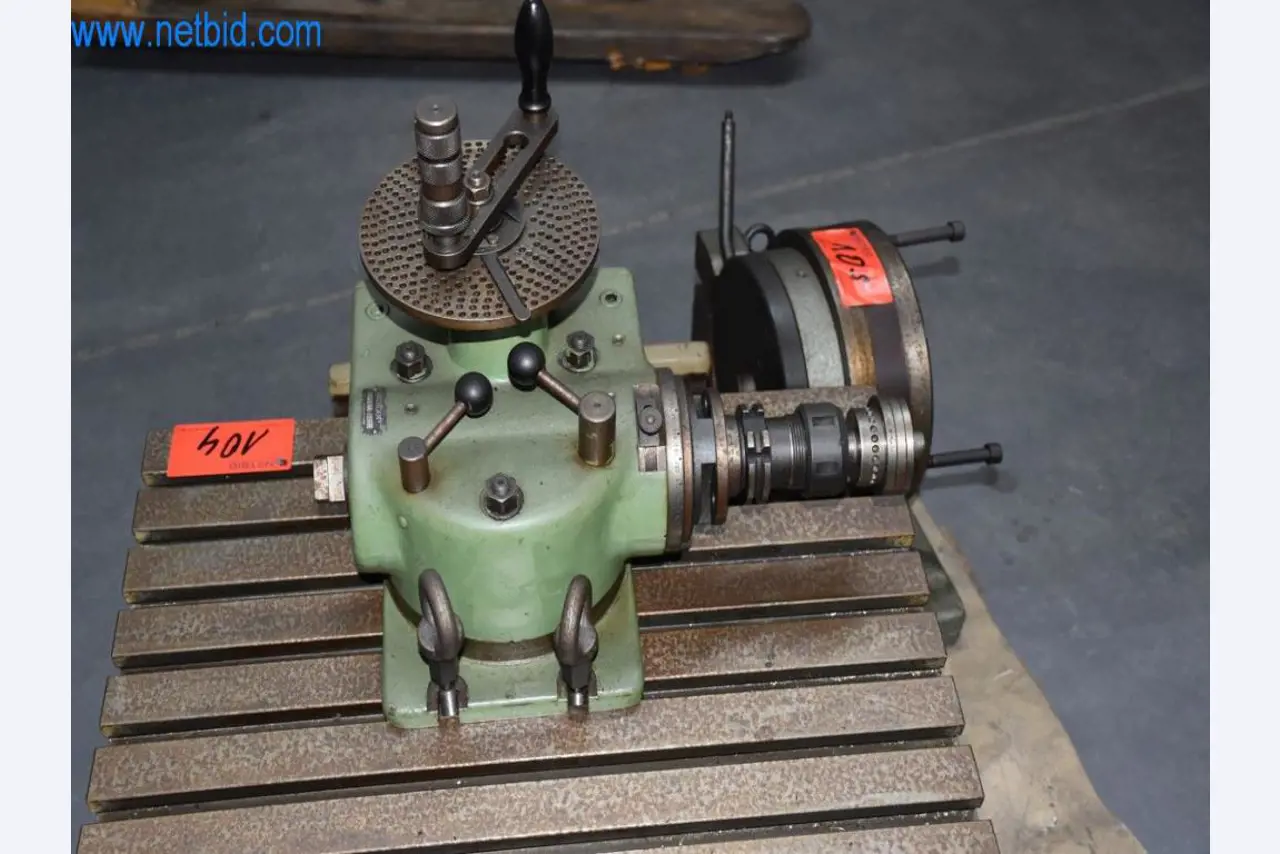 Máquinas, equipos operativos y accesorios de un líder mundial en el mercado de sistemas de tensado de cadenas.-1