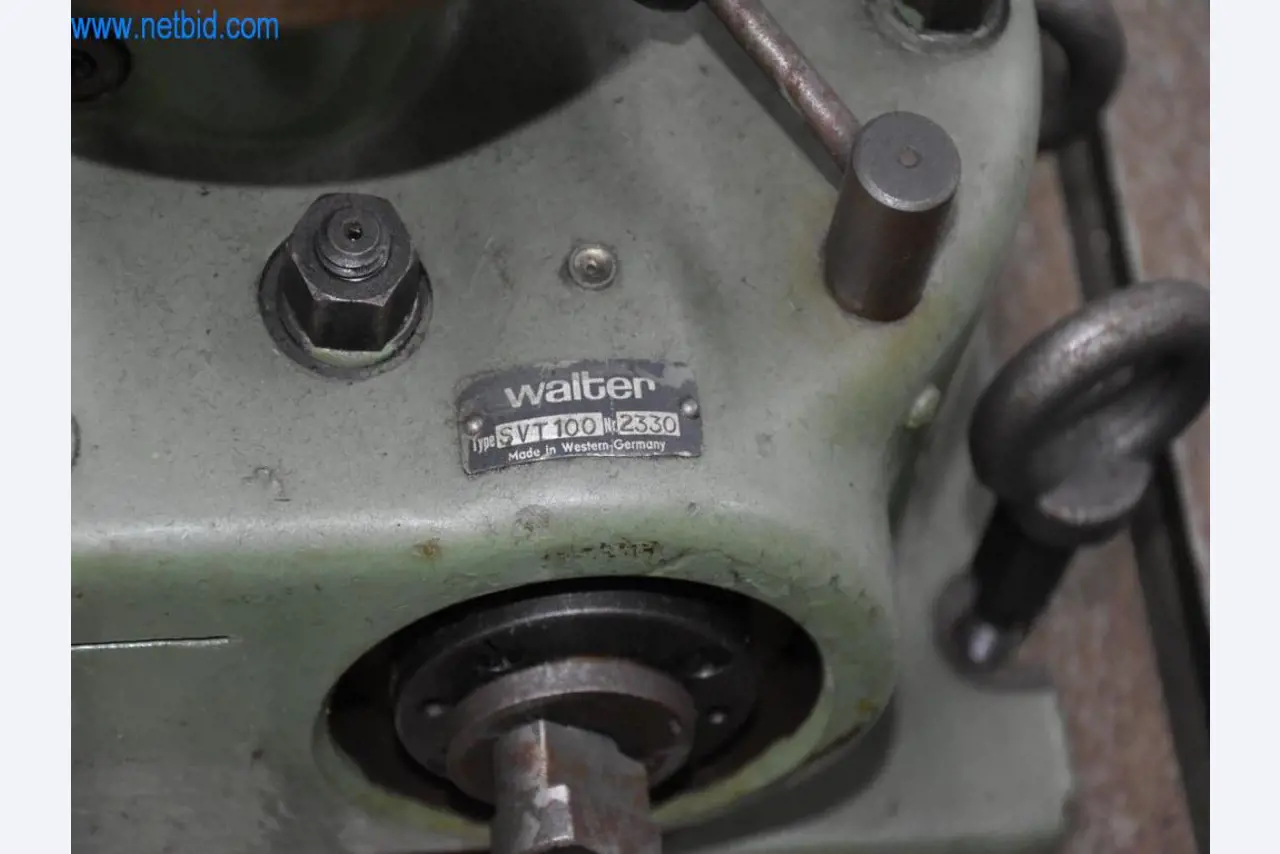 Máquinas, equipos operativos y accesorios de un líder mundial en el mercado de sistemas de tensado de cadenas.-4