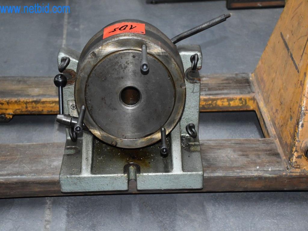 Stroje, provozní zařízení a příslušenství předního světového výrobce napínacích systémů řetězů jsou k dispozici.-1