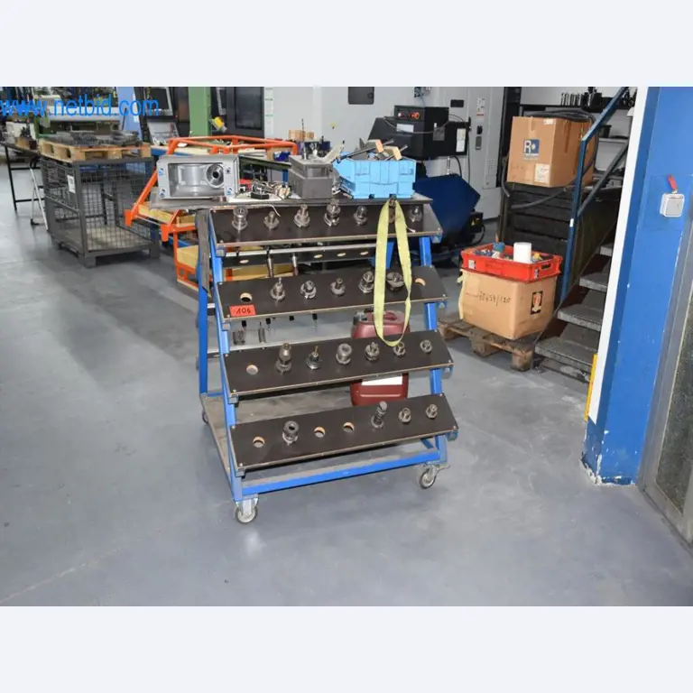 Máquinas, equipos operativos y accesorios de un líder mundial en el mercado de sistemas de tensado de cadenas.-2