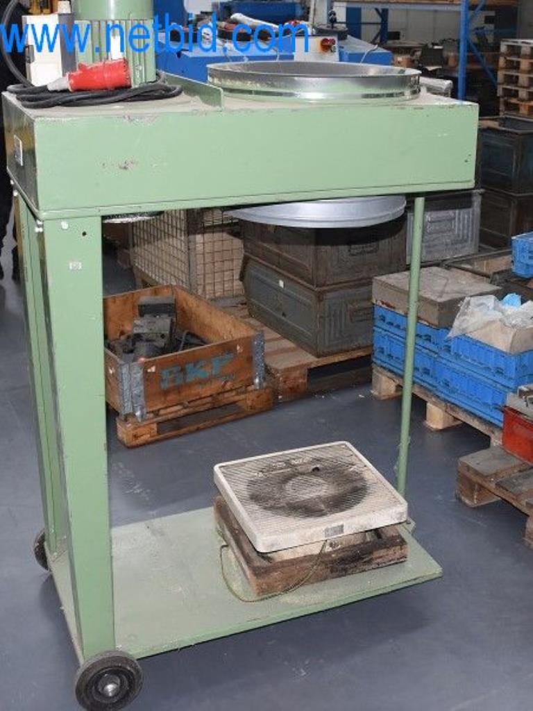 Maszyny, sprzęt operacyjny i akcesoria światowego lidera na rynku systemów napinania łańcuchów stają się dostępne.-2