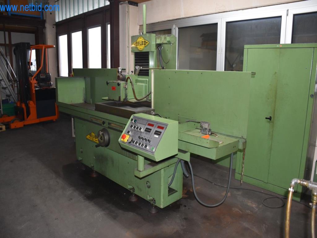 Machines, équipements d'exploitation et accessoires libérés par le leader mondial des systèmes de tension de chaînes-2