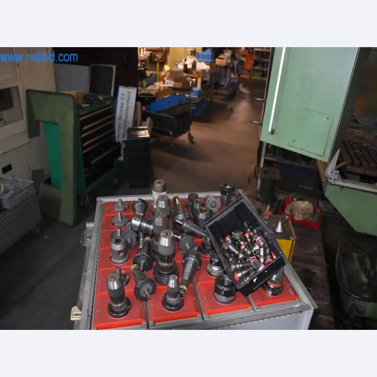 Machines, bedieningsapparatuur en accessoires van een wereldmarktleider voor kettingspansystemen komen beschikbaar-5