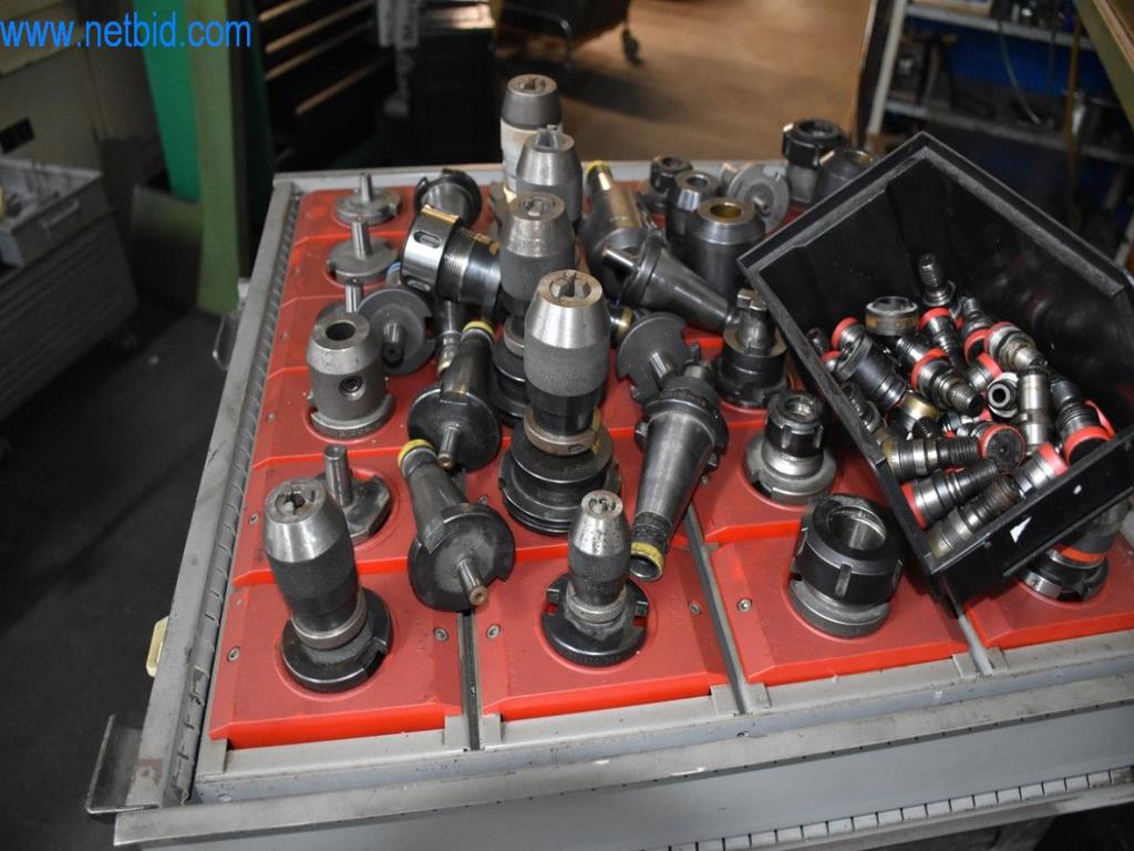 Na voljo so stroji, delovna oprema in dodatki vodilnega svetovnega proizvajalca sistemov za napenjanje verig-6