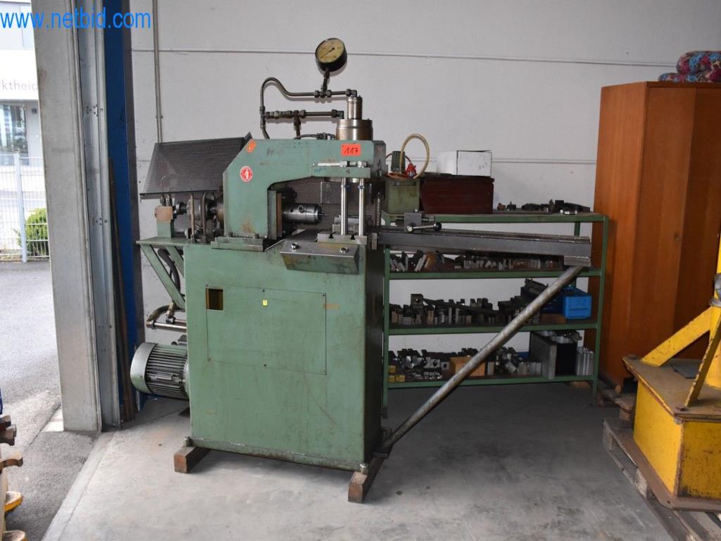 Maszyny, sprzęt operacyjny i akcesoria światowego lidera na rynku systemów napinania łańcuchów stają się dostępne.-1