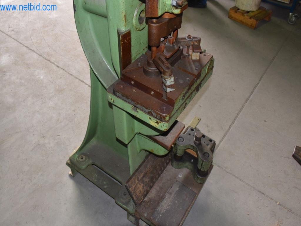 Frei werdende Maschinen, Betriebseinrichtungen und Zubehör eines Weltmarktführers für Kettenspannsysteme-6