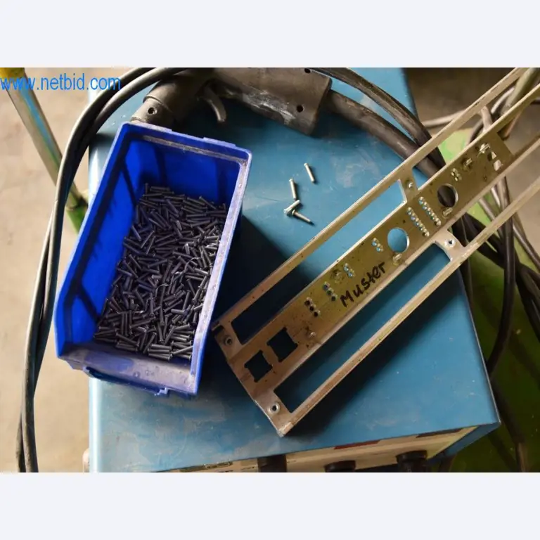 Maszyny, sprzęt operacyjny i akcesoria światowego lidera na rynku systemów napinania łańcuchów stają się dostępne.-3