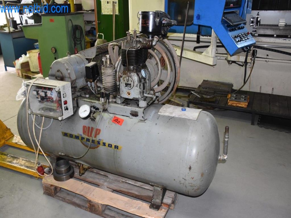 Stroje, provozní zařízení a příslušenství předního světového výrobce napínacích systémů řetězů jsou k dispozici.-2