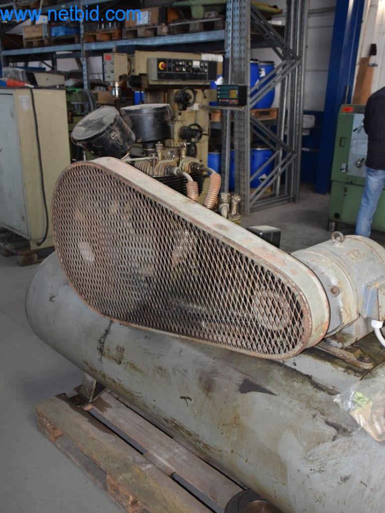 Stroje, provozní zařízení a příslušenství předního světového výrobce napínacích systémů řetězů jsou k dispozici.-4