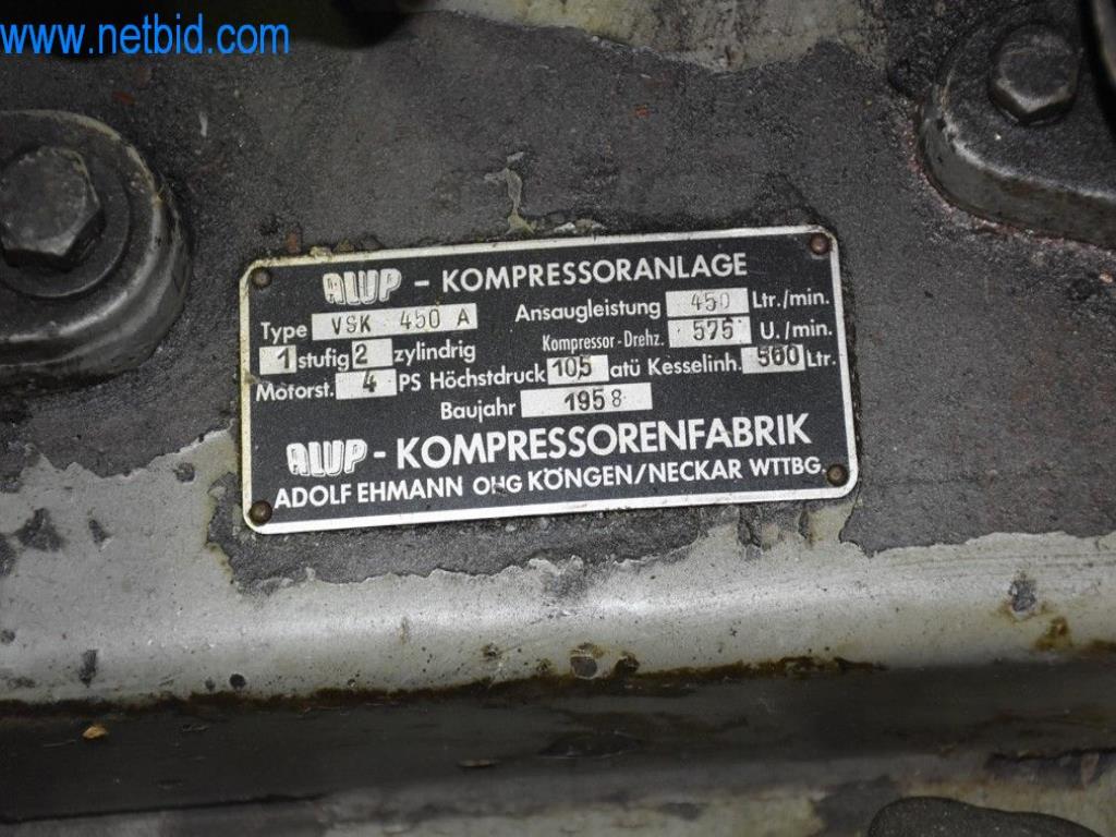 Stroje, provozní zařízení a příslušenství předního světového výrobce napínacích systémů řetězů jsou k dispozici.-5