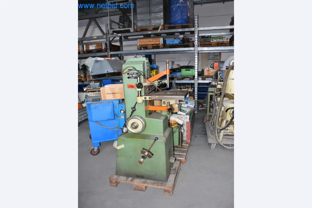 Maszyny, sprzęt operacyjny i akcesoria światowego lidera na rynku systemów napinania łańcuchów stają się dostępne.-2