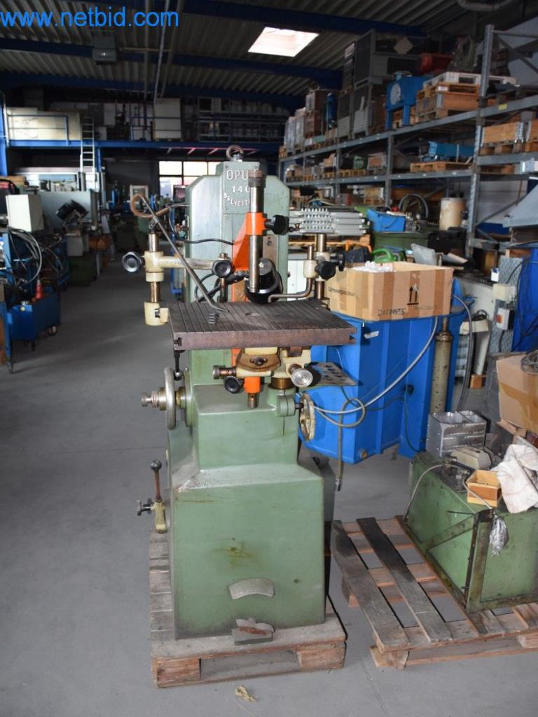 Maszyny, sprzęt operacyjny i akcesoria światowego lidera na rynku systemów napinania łańcuchów stają się dostępne.-3