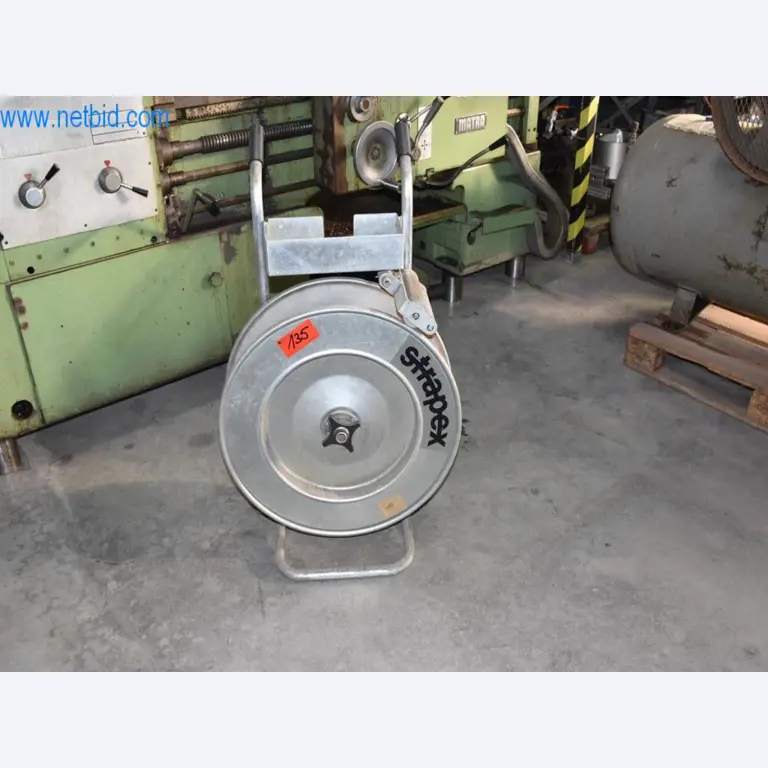 Máquinas, equipos operativos y accesorios de un líder mundial en el mercado de sistemas de tensado de cadenas.-1