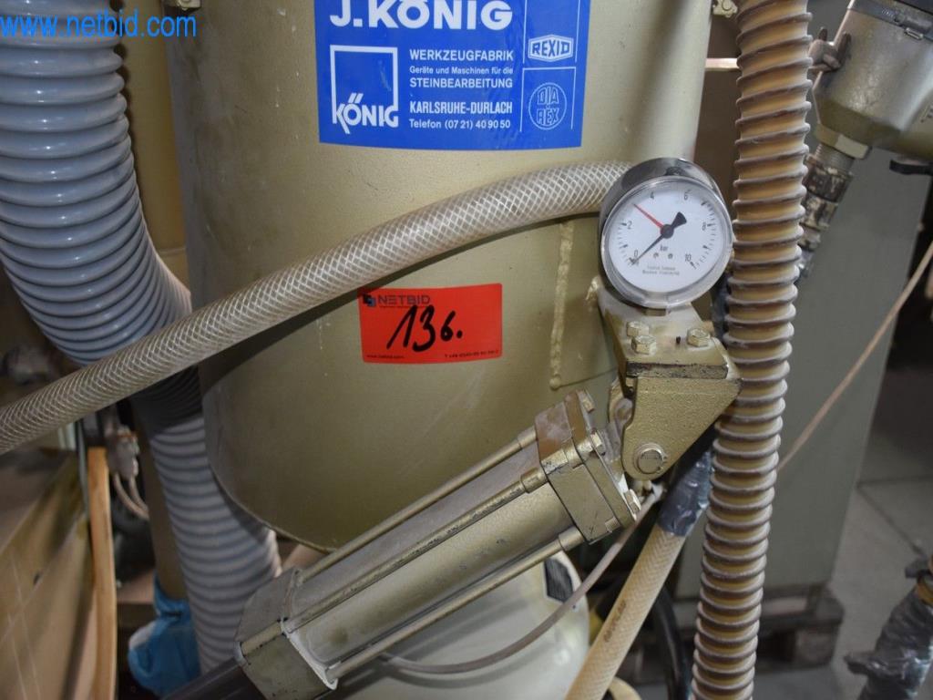 Máquinas, equipos operativos y accesorios de un líder mundial en el mercado de sistemas de tensado de cadenas.-4