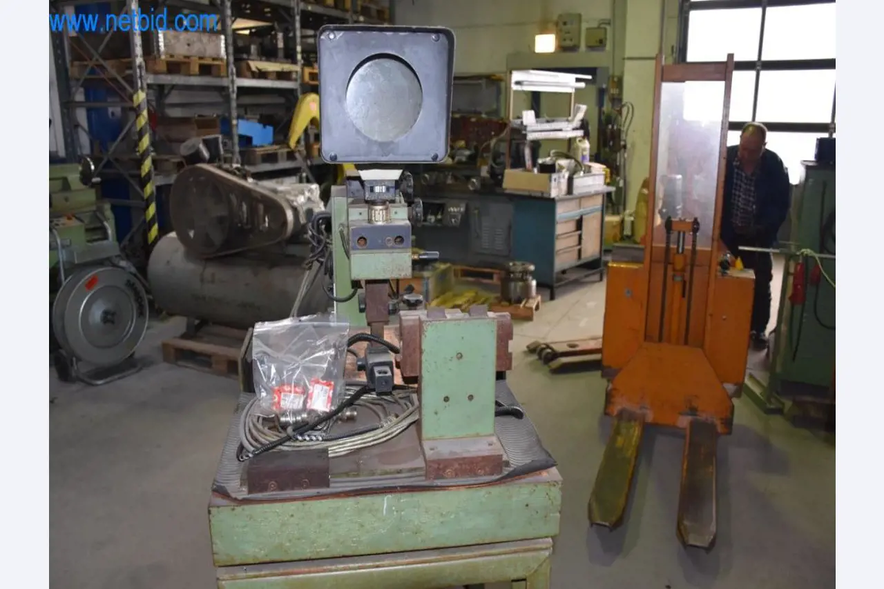 Maszyny, sprzęt operacyjny i akcesoria światowego lidera na rynku systemów napinania łańcuchów stają się dostępne.-3