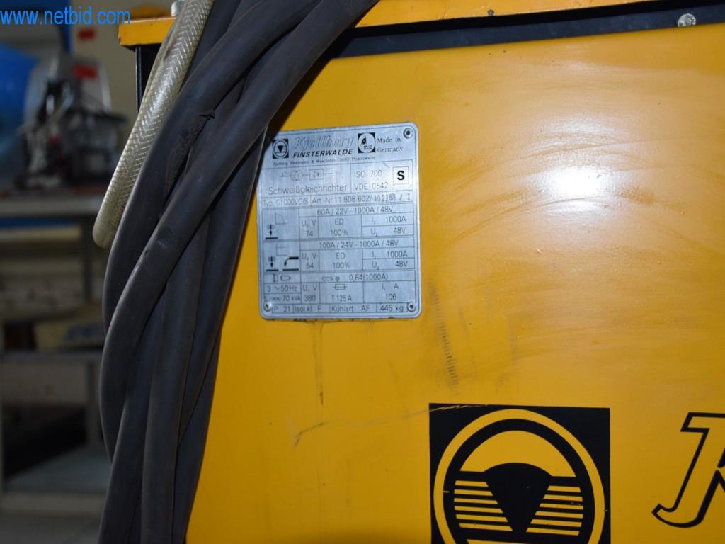 Máquinas, equipos operativos y accesorios de un líder mundial en el mercado de sistemas de tensado de cadenas.-4